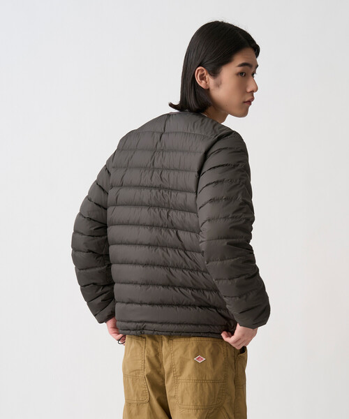 DANTON(ダントン)の「Men's Crewneck Inner Down Jacket(ダウンジャケット/コート・メンズ・ブラック/ブラック系その他/オリーブ/オフホワイト/ベージュ系その他/ブルー系その他/グリーン系その他・XL/XXL/L/M/XS/S)」の14枚目の写真