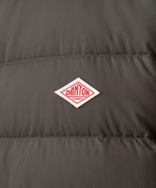 DANTON(ダントン)の「Men's Crewneck Inner Down Jacket(ダウンジャケット/コート・メンズ・ブラック/ブラック系その他/オリーブ/オフホワイト/ベージュ系その他/ブルー系その他/グリーン系その他・XL/XXL/L/M/XS/S)」の13枚目の写真