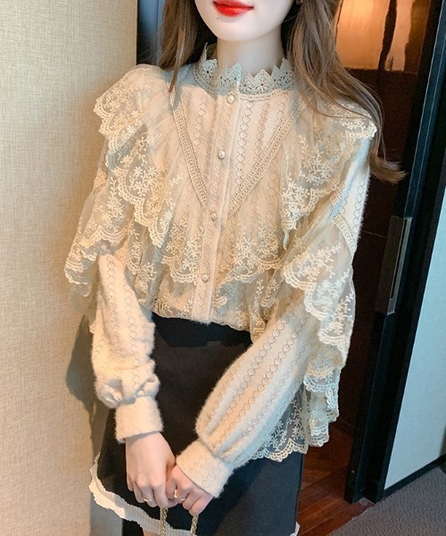 LUCPY(ラクピー)の「スタンドカラー フリルレースブラウス(シャツ/ブラウス・レディース・アイボリー/ホワイト・X-LARGE/SMALL/MEDIUM/LARGE)」の2枚目の写真