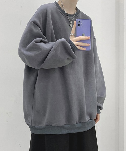Silly(シリー)の「【ゆるっと着るだけで旬見え!】ビッグシルエットドロップショルダークルーネックスウェット(スウェット・メンズ・ブラック/グレー・XL/L)」の8枚目の写真