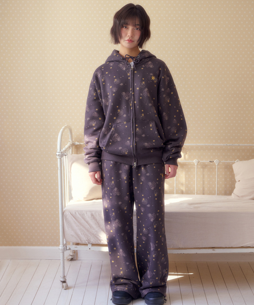 ambler(エムブラー)の「CURLY STAR 刺繍ジップアップパーカージャケット AZIP902 (ダークブラウン)(パーカー・レディース・ダークブラウン・SMALL/MEDIUM)」の2枚目の写真