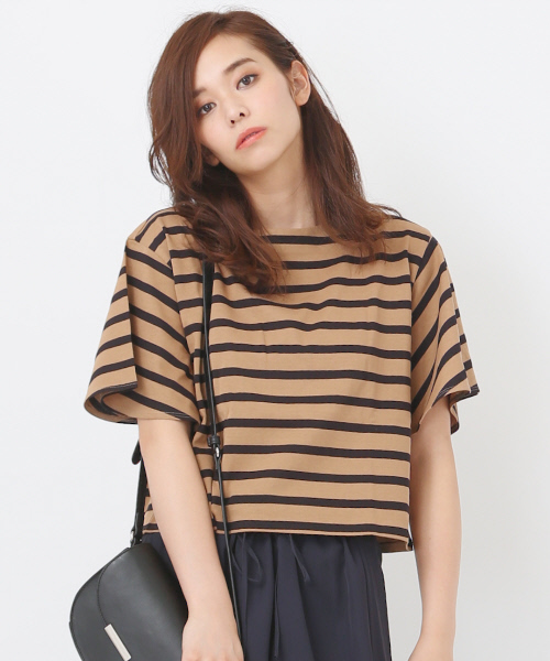 Abahouse Devinette（ドゥヴィネット）の「ﾊﾞｽｸ天竺ﾎﾞｰﾀﾞｰカットソー（Tシャツ/カットソー・レディース・ベージュ/ホワイト・FREE）」の2枚目の写真