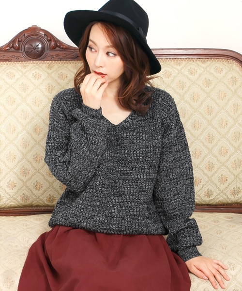 KOBE LETTUCE（コウベレタス）の「選べる2typeドロップショルダービッグシルエットシンプルニットトップス（ニット/セーター・レディース・グレー/ホワイト系その他2/ブラック系その他/ホワイト系その他/カーキ/ワインレッド/ブラック×ホワイト/キャメル/ブラック/アイボリー/ネイビー/ブルー系その他/スモークピンク/ブルー系その他3/レッド/ブルー系その他4/ピンクベージュ/その他2/ブラウン系その他2/レッド系その他2/ブルー系その他5/ホワイト系その他4/ベージュ系その他3/ブラウン系その他/ブルー系その他6/レッド系その他3/ブラック系その他4/ホワイト系その他3/ブラック系その他2/グリーン系その他/ベージュ系その他2/その他1/グレー系その他/グリーン系その他3/グリーン系その他2/パープル系その他2/パープル系その他/イエロー系その他/イエロー系その他2/ピンク系その他3/ピンク系その他2/イエロー系その他6/ブラック系その他3/イエロー系その他3/イエロー系その他4/パープル系その他3/グレー系その他5/グレー系その他4/イエロー系その他5/ホワイト系その他5/パープル系その他4/グリーン系その他5/グリーン系その他4/パープル系その他6/パープル系その他5/ブラウン系その他3/ブラウン系その他4/グレー系その他6/ピンク系その他4/ピンク系その他5/グレイッシュベージュ/グリーン系その他6/ダークオレンジ/オレンジ系その他/グリーン系その他7/その他/ミント/ピンク系1/ピンク系・ONE SIZE/FREE）」の8枚目の写真