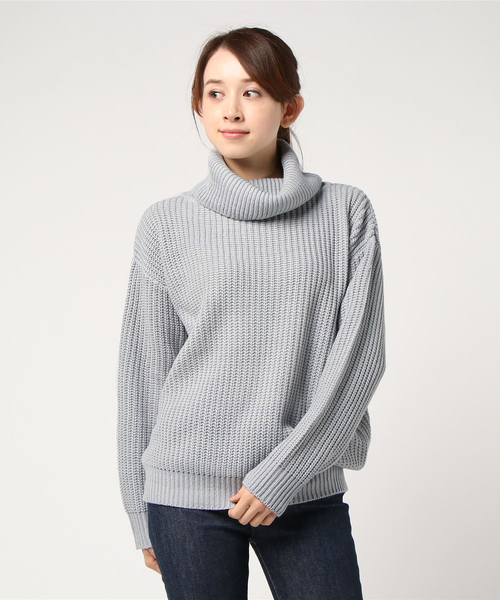 KOBE LETTUCE（コウベレタス）の「選べる2typeドロップショルダービッグシルエットシンプルニットトップス（ニット/セーター・レディース・グレー/ホワイト系その他2/ブラック系その他/ホワイト系その他/カーキ/ワインレッド/ブラック×ホワイト/キャメル/ブラック/アイボリー/ネイビー/ブルー系その他/スモークピンク/ブルー系その他3/レッド/ブルー系その他4/ピンクベージュ/その他2/ブラウン系その他2/レッド系その他2/ブルー系その他5/ホワイト系その他4/ベージュ系その他3/ブラウン系その他/ブルー系その他6/レッド系その他3/ブラック系その他4/ホワイト系その他3/ブラック系その他2/グリーン系その他/ベージュ系その他2/その他1/グレー系その他/グリーン系その他3/グリーン系その他2/パープル系その他2/パープル系その他/イエロー系その他/イエロー系その他2/ピンク系その他3/ピンク系その他2/イエロー系その他6/ブラック系その他3/イエロー系その他3/イエロー系その他4/パープル系その他3/グレー系その他5/グレー系その他4/イエロー系その他5/ホワイト系その他5/パープル系その他4/グリーン系その他5/グリーン系その他4/パープル系その他6/パープル系その他5/ブラウン系その他3/ブラウン系その他4/グレー系その他6/ピンク系その他4/ピンク系その他5/グレイッシュベージュ/グリーン系その他6/ダークオレンジ/オレンジ系その他/グリーン系その他7/その他/ミント/ピンク系1/ピンク系・ONE SIZE/FREE）」の13枚目の写真