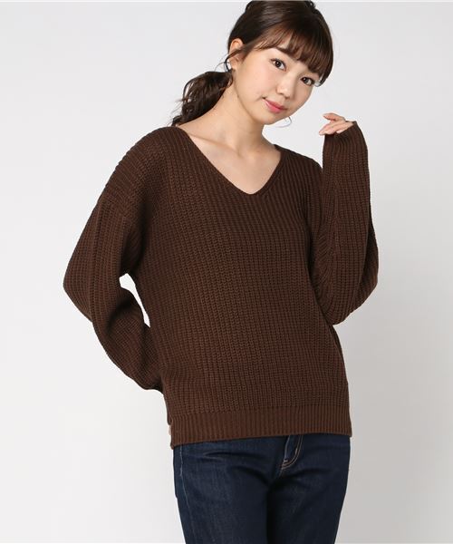 KOBE LETTUCE（コウベレタス）の「選べる2typeドロップショルダービッグシルエットシンプルニットトップス（ニット/セーター・レディース・グレー/ホワイト系その他2/ブラック系その他/ホワイト系その他/カーキ/ワインレッド/ブラック×ホワイト/キャメル/ブラック/アイボリー/ネイビー/ブルー系その他/スモークピンク/ブルー系その他3/レッド/ブルー系その他4/ピンクベージュ/その他2/ブラウン系その他2/レッド系その他2/ブルー系その他5/ホワイト系その他4/ベージュ系その他3/ブラウン系その他/ブルー系その他6/レッド系その他3/ブラック系その他4/ホワイト系その他3/ブラック系その他2/グリーン系その他/ベージュ系その他2/その他1/グレー系その他/グリーン系その他3/グリーン系その他2/パープル系その他2/パープル系その他/イエロー系その他/イエロー系その他2/ピンク系その他3/ピンク系その他2/イエロー系その他6/ブラック系その他3/イエロー系その他3/イエロー系その他4/パープル系その他3/グレー系その他5/グレー系その他4/イエロー系その他5/ホワイト系その他5/パープル系その他4/グリーン系その他5/グリーン系その他4/パープル系その他6/パープル系その他5/ブラウン系その他3/ブラウン系その他4/グレー系その他6/ピンク系その他4/ピンク系その他5/グレイッシュベージュ/グリーン系その他6/ダークオレンジ/オレンジ系その他/グリーン系その他7/その他/ミント/ピンク系1/ピンク系・ONE SIZE/FREE）」の18枚目の写真