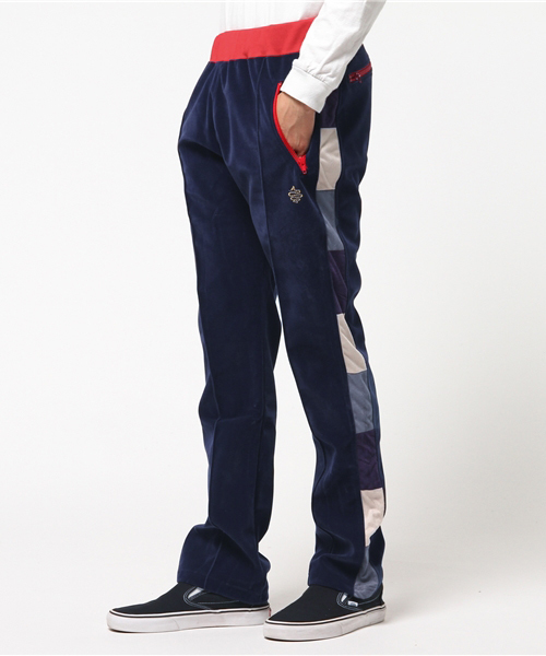 ALDIES（アールディーズ）の「Maple Track Pants（その他パンツ・メンズ・ネイビー/ブラック/マルチ・SMALL/MEDIUM/LARGE）」の2枚目の写真