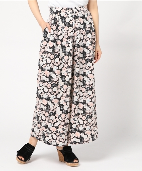 mysty woman（ミスティウーマン）の「デシン花柄プリントワイドパンツ（その他パンツ・レディース・ホワイト系その他/ブラック系その他・FREE）」の11枚目の写真