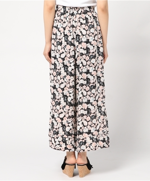 mysty woman（ミスティウーマン）の「デシン花柄プリントワイドパンツ（その他パンツ・レディース・ホワイト系その他/ブラック系その他・FREE）」の5枚目の写真