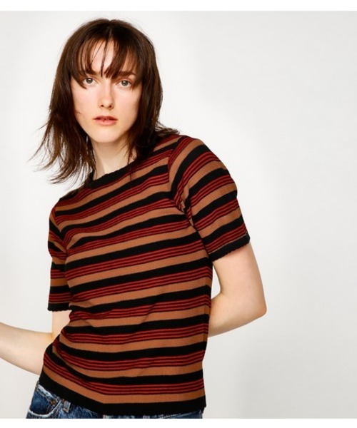 MOUSSY（マウジー）の「WAVY END HALF SLEEVE（ニット/セーター・レディース・オフホワイト/ブラック/ブラウン系その他/レッド系その他・FREE）」の3枚目の写真