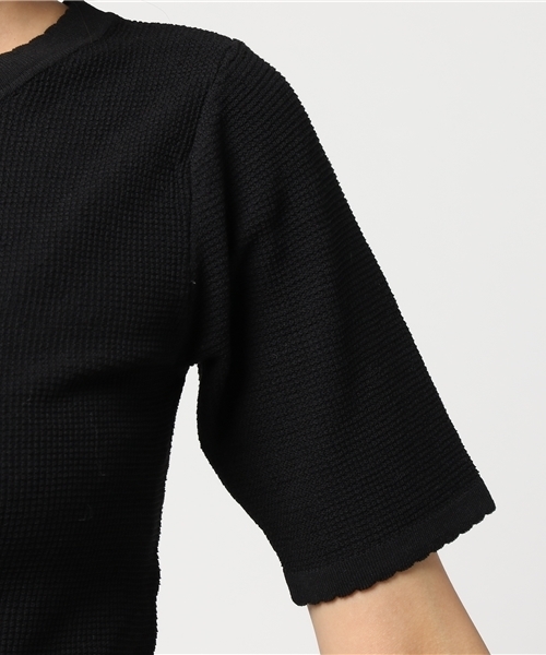 MOUSSY（マウジー）の「WAVY END HALF SLEEVE（ニット/セーター・レディース・オフホワイト/ブラック/ブラウン系その他/レッド系その他・FREE）」の9枚目の写真