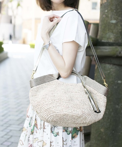 STUDIOUS SELECT（ステュディオスセレクト）の「【VIOLA’dORO】ラフィアトートバッグ V-8162 SANDRO（かごバッグ・レディース・シルバー/ゴールド・FREE）」の2枚目の写真