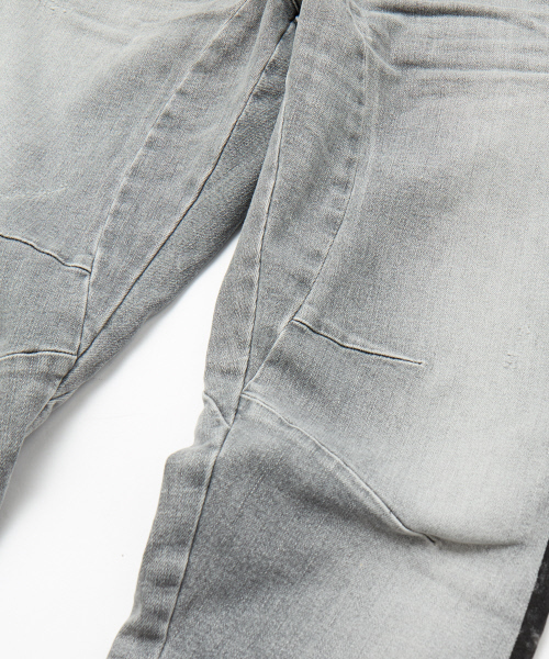 5351 POUR LES HOMMES（ゴーサンゴーイチプールオム）の