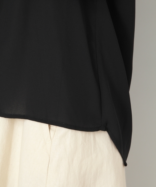 LOWRYS FARM（ローリーズファーム）の「ワイドカラーブラウス　804857（シャツ/ブラウス・レディース・オフホワイト/ブラック/イエロー・MEDIUM/LARGE）」の12枚目の写真