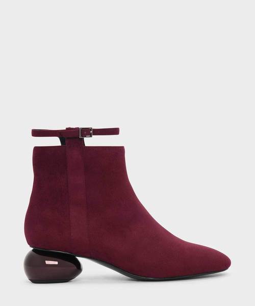 CHARLES & KEITH(チャールズ & キース)の「ぺブルヒールカフブーツ / PEBBLE HEEL CALF BOOTS(ブーツ・レディース・ブラック/バーガンディー・23cm/23.5cm/24.5cm/25cm/22.5cm)」の2枚目の写真