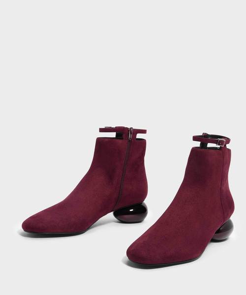 CHARLES & KEITH(チャールズ & キース)の「ぺブルヒールカフブーツ / PEBBLE HEEL CALF BOOTS(ブーツ・レディース・ブラック/バーガンディー・23cm/23.5cm/24.5cm/25cm/22.5cm)」の10枚目の写真