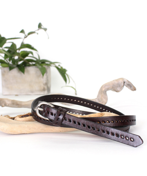 LuuNa（ルーナ）の「カウレザー ベルト（ベルト・レディース・ブラック/レッド/チョコ/キャメル・FREE）」の3枚目の写真