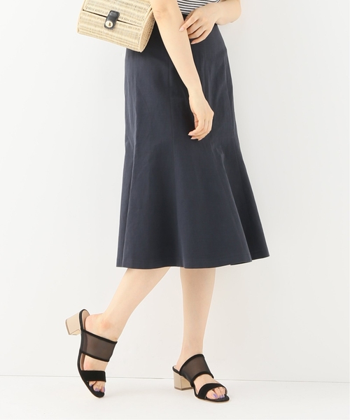 La TOTALITE(ラトータリテ)の「パネルフレアスカート◆(スカート・レディース・ネイビー/サックスブルー・38/36/40)」の1枚目の写真