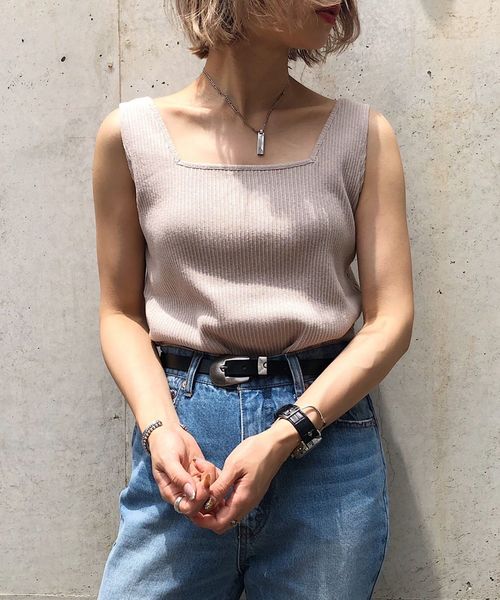 PAGEBOY(ページボーイ)の「テレコスクエアタンク(Tシャツ/カットソー・レディース・ブラック/ダークブラウン/ベージュ/オフホワイト・FREE)」の6枚目の写真