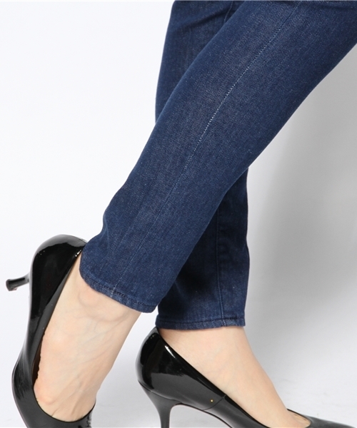 KariAng（カリアング）の「BLUストレートスリム（デニムパンツ・レディース・ブルー系・MEDIUM/X-SMALL/SMALL）」の4枚目の写真