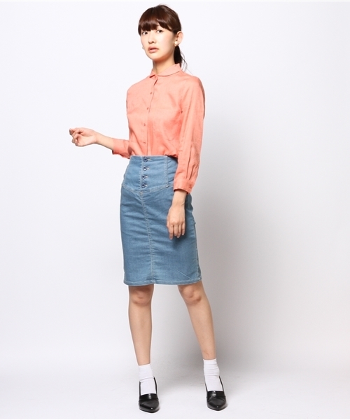 ELFORBR(エルフォーブル)の「リネンワッシャーちびシャツ(シャツ/ブラウス・レディース・ホワイト/サックスブルー/サーモンピンク・38)」の12枚目の写真