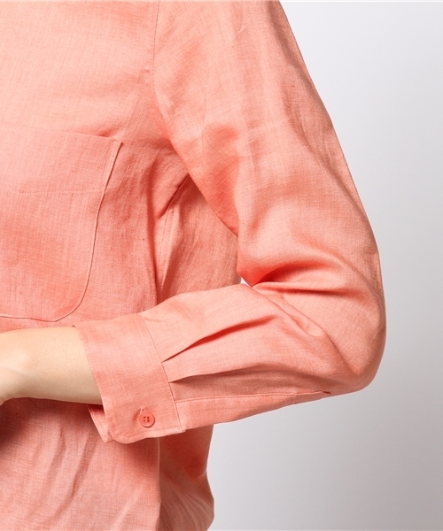 ELFORBR(エルフォーブル)の「リネンワッシャーちびシャツ(シャツ/ブラウス・レディース・ホワイト/サックスブルー/サーモンピンク・38)」の5枚目の写真