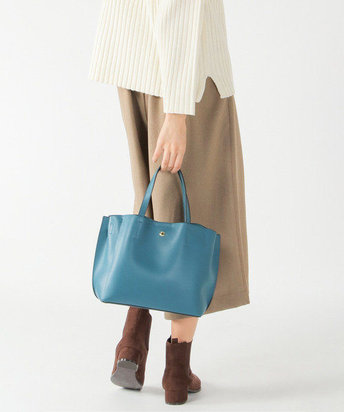 Legato Largo（レガートラルゴ）の「Legato Largo 軽量PU2WAYショルダーバッグ（ショルダーバッグ・レディース・ブラック/ターコイズブルー/キャメル/レンガ/ベージュ/ミント/グリーン/ブラウン/オフホワイト/ダークグレー・FREE）」の8枚目の写真