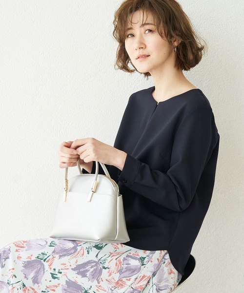 ROPE' PICNIC(ロペピクニック)の「【360°ウルトラストレッチ】【セットアップ対応】フロントホックブラウス(シャツ/ブラウス・レディース・ホワイト/ベージュ/ネイビー/イエロー系その他3/ライトグレー/ライトグリーン/ブラック/グリーン系その他/ピンク・40/38)」の7枚目の写真