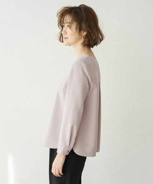 ROPE' PICNIC(ロペピクニック)の「【360°ウルトラストレッチ】【セットアップ対応】フロントホックブラウス(シャツ/ブラウス・レディース・ホワイト/ベージュ/ネイビー/イエロー系その他3/ライトグレー/ライトグリーン/ブラック/グリーン系その他/ピンク・40/38)」の11枚目の写真