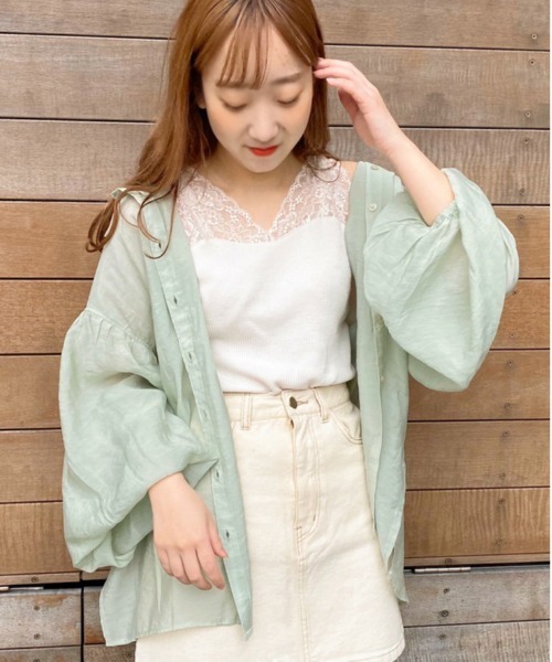 apres jour（アプレジュール）の「シアー袖ボリュームシャツ【ZOZOTOWN限定アイテム】（シャツ/ブラウス・レディース・ライトブルー/オフホワイト/ミント/ライトベージュ・フリー）」の17枚目の写真