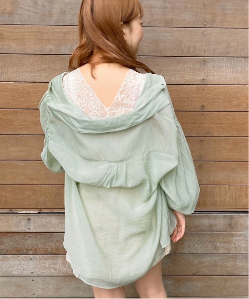 apres jour（アプレジュール）の「シアー袖ボリュームシャツ【ZOZOTOWN限定アイテム】（シャツ/ブラウス・レディース・ライトブルー/オフホワイト/ミント/ライトベージュ・フリー）」の18枚目の写真