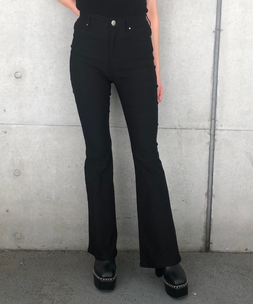 ENVYM（アンビー）の「フレアカラージェギンス（その他パンツ・レディース・ブラック・S/M）」の5枚目の写真