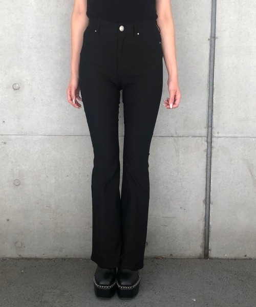 ENVYM（アンビー）の「フレアカラージェギンス（その他パンツ・レディース・ブラック・S/M）」の4枚目の写真