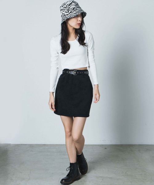 WEGO（ウィゴー）の「WEGO/コーデュロイミニスカート（スカート・レディース・ブラック/パープル/ブラウン/アイボリー・SMALL/MEDIUM/LARGE）」の8枚目の写真