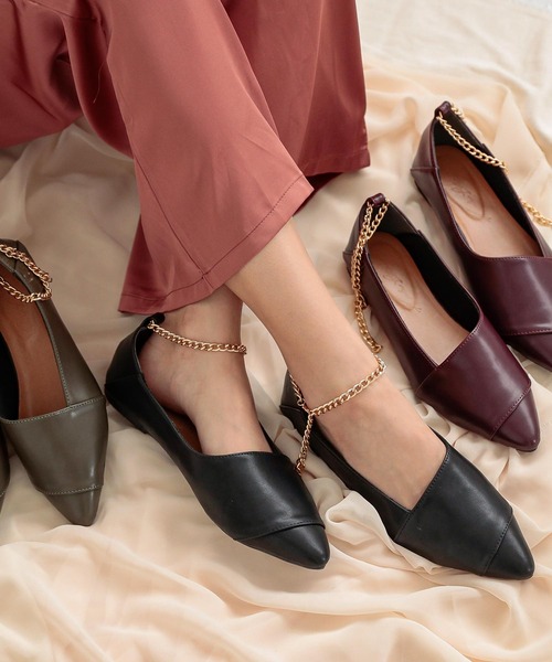 KOBE LETTUCE(コウベレタス)の「チェーンアンクレットフラットパンプス(パンプス・レディース・グリーン系その他/ホワイト/ブラック/レッド系その他・M/LL/L/S)」の2枚目の写真