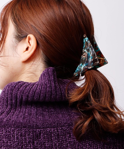 Ree&Mee(リーアンドミー)の「Ree&Mee 三角 バンスクリップ 大きめサイズ ヘアアクセサリー ヘアクリップ(バレッタ/ヘアクリップ・レディース・A/D/B/F/G/E/C・FREE)」の4枚目の写真