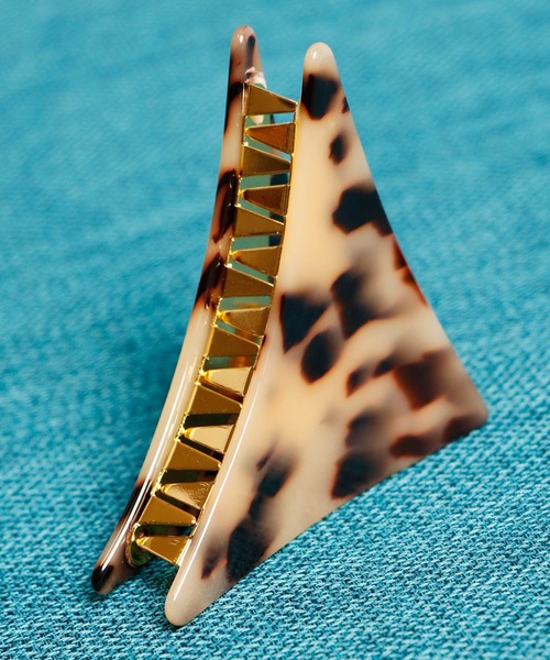 Ree&Mee(リーアンドミー)の「Ree&Mee 三角 バンスクリップ 大きめサイズ ヘアアクセサリー ヘアクリップ(バレッタ/ヘアクリップ・レディース・A/D/B/F/G/E/C・FREE)」の8枚目の写真