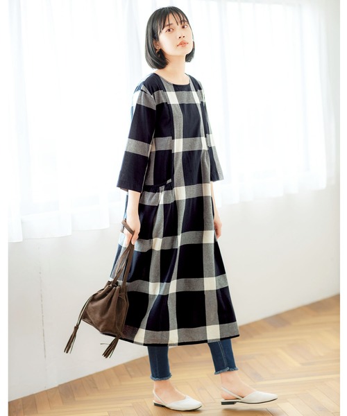 GeeRA(ジーラ)の「ビッグチェックギャザーポケットワンピース(ワンピース・レディース・グレー/ネイビー・M/L/X-LARGE)」の7枚目の写真