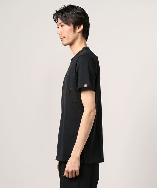 Mammut(マムート)の「ヘビー コットン Tシャツ AF / Heavy Cotton T-Shirt AF(Tシャツ/カットソー・メンズ・ピンク/スカイブルー/ホワイト/ネイビー/ブラック・L/XL/M/S)」の6枚目の写真