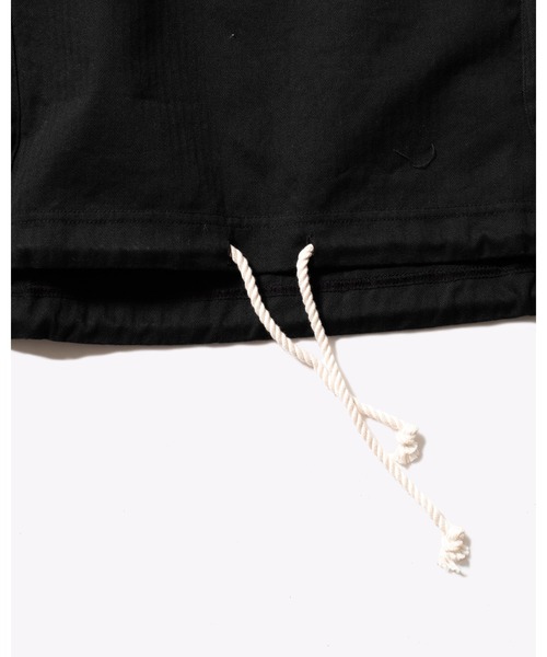 Vincent et Mireille（バンソンエミレイユ）の「【VINCENT ET MIREILLE ヴァンソンエミレイユ】UNISEX ヘリンボーンスモック（シャツ/ブラウス・メンズ・サンドベージュ/オフホワイト/ネイビー/ブラック・40/42/36）」の13枚目の写真