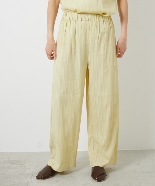 AZUL ENCANTO（アズールエンカント）の「楊柳リラックスパンツ（その他パンツ・レディース・ベージュ/ライトイエロー/ライトブラック・FREE）」の6枚目の写真