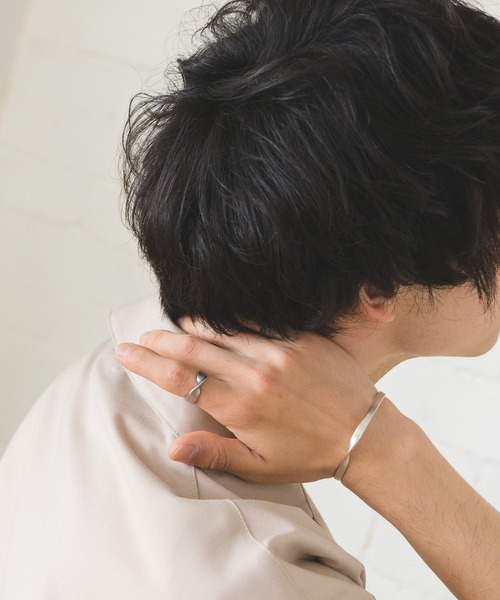 Alpinus(アルピナス)の「Alpinus - logo engraved twistring & twistbangle / ロゴ刻印ツイストリング&ツイストバングル(リング・メンズ・シルバー・FREE)」の13枚目の写真