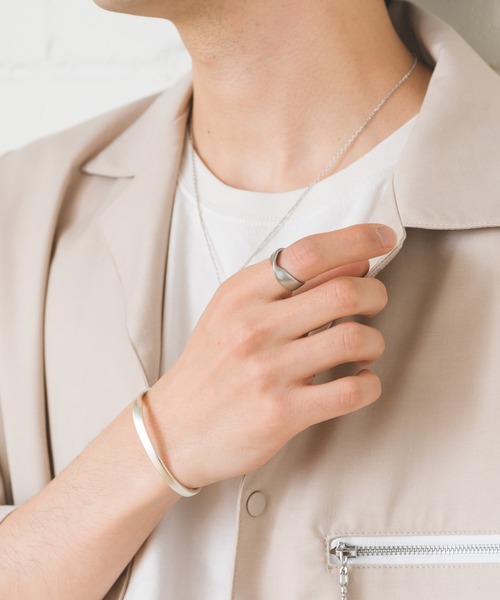 Alpinus(アルピナス)の「Alpinus - logo engraved twistring & twistbangle / ロゴ刻印ツイストリング&ツイストバングル(リング・メンズ・シルバー・FREE)」の15枚目の写真