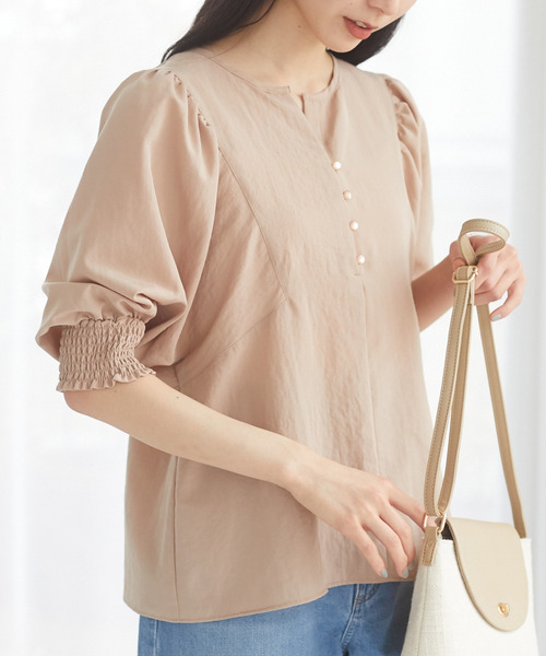 Green　Parks（グリーンパークス）の「パフスリーブブラウス＊（シャツ/ブラウス・レディース・ベージュ/ブルー/その他8・FREE）」の2枚目の写真