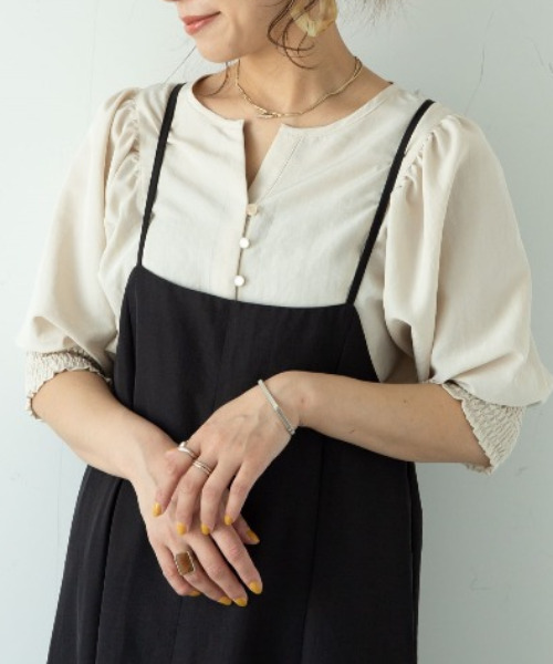 Green　Parks（グリーンパークス）の「パフスリーブブラウス＊（シャツ/ブラウス・レディース・ベージュ/ブルー/その他8・FREE）」の3枚目の写真