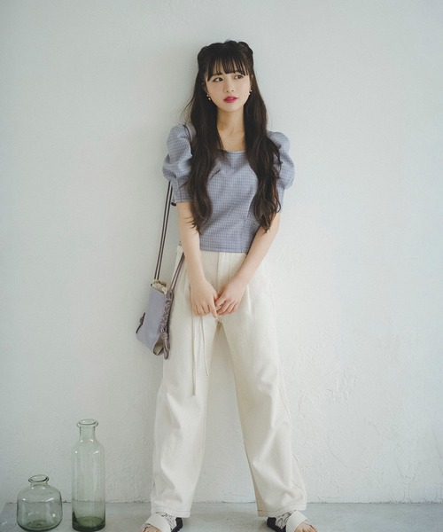 FREE'S MART(フリーズマート)の「スクエアネック短丈半袖ボリュームスリーブブラウス(シャツ/ブラウス・レディース・グリーン系その他/ブラック系その他/パープル系その他/ベージュ系その他・FREE)」の17枚目の写真