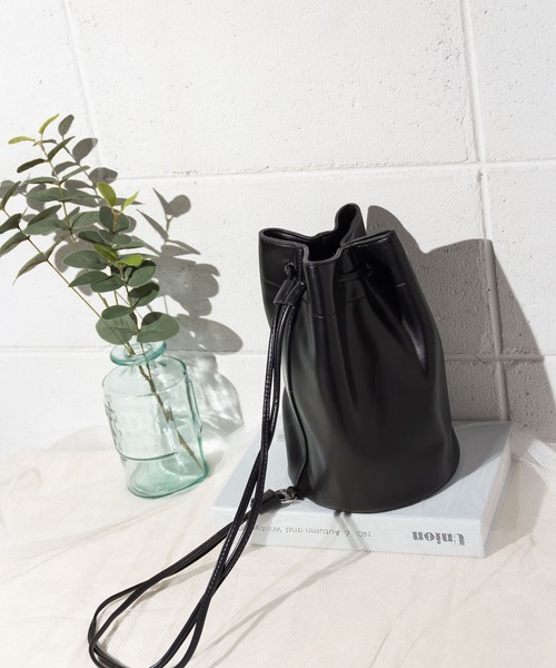 me+em select（ミームセレクト）の「巾着バケツボンサックショルダーバッグ（ショルダーバッグ・レディース・ベージュ/レッド系その他/ブラック/ホワイト・FREE）」の19枚目の写真