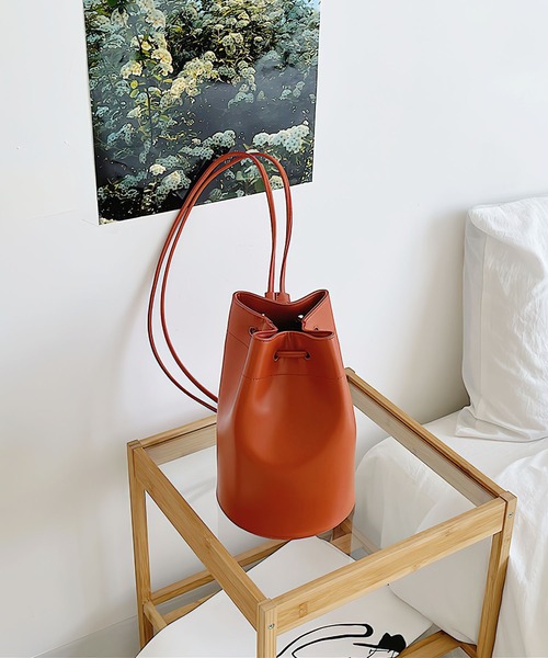 me+em select（ミームセレクト）の「巾着バケツボンサックショルダーバッグ（ショルダーバッグ・レディース・ベージュ/レッド系その他/ブラック/ホワイト・FREE）」の7枚目の写真