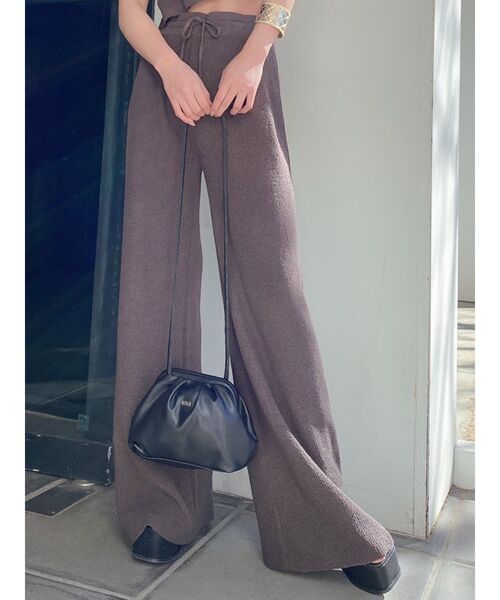 GYDA（ジェイダ）の「【SETUP着用可】H/Wワイドパイルニットパンツ（その他パンツ・レディース・ベージュ/チャコールグレー・FREE）」の2枚目の写真