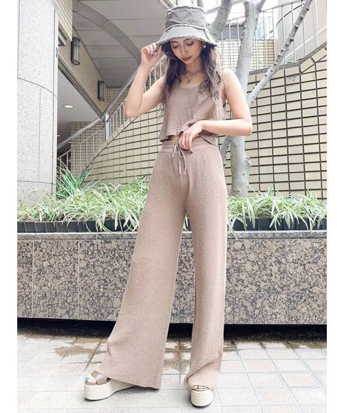 GYDA（ジェイダ）の「【SETUP着用可】H/Wワイドパイルニットパンツ（その他パンツ・レディース・ベージュ/チャコールグレー・FREE）」の13枚目の写真