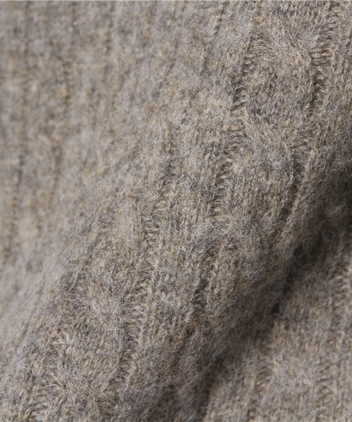 JOURNAL STANDARD（ジャーナルスタンダード）の「シェットランドケーブル クルーネックニット #○（ニット/セーター・メンズ・グレー/ブラック/ベージュ/アイボリー・MEDIUM/LARGE）」の8枚目の写真